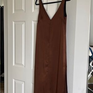 Zara v neck dress